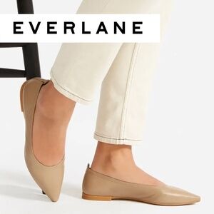 Everlane Italian Leather Flat ~ Size 7.5 ~ Taupe ~ EUC